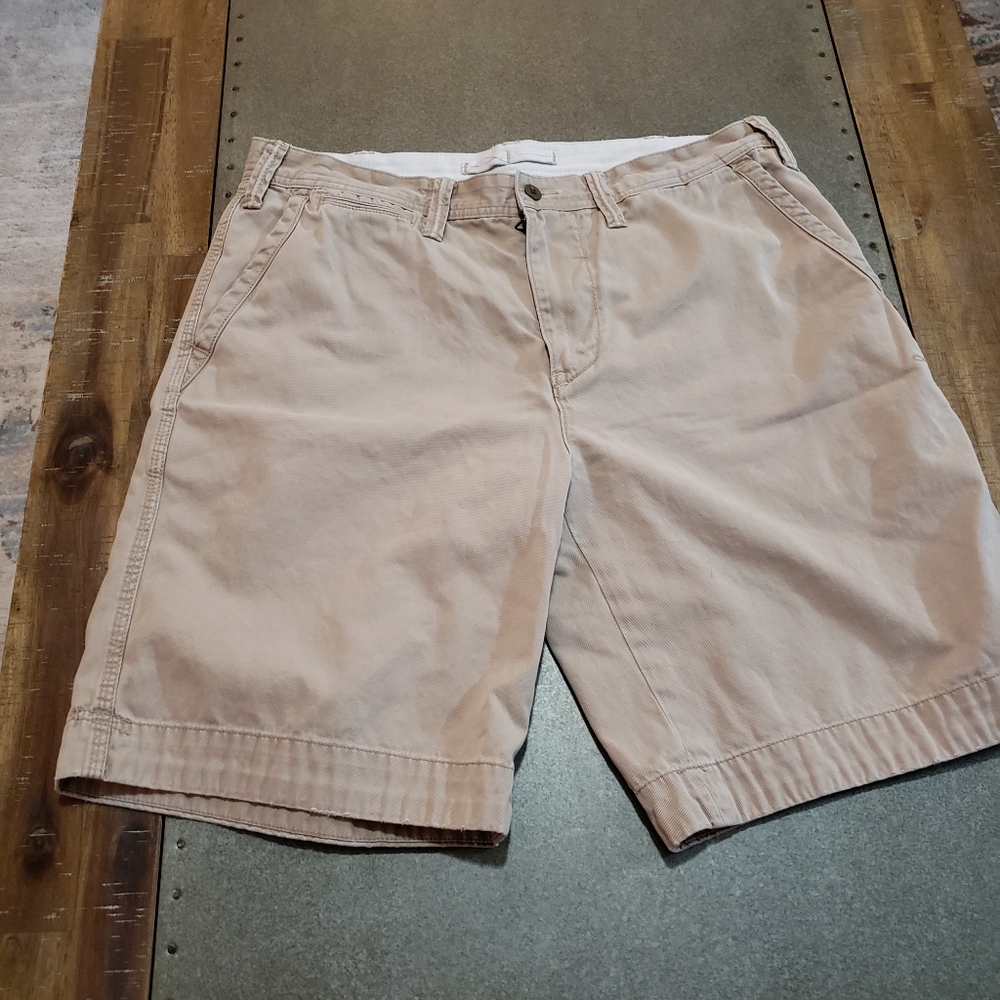 Ralph Lauren polo shorts tan size 34